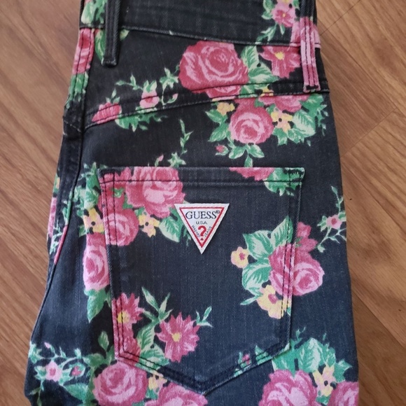 WOMEN GUESS JEANS 1981 3 ZIP CROP FLORAL - Picture 5 of 8